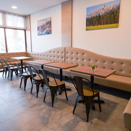Hotel Baron Smlednik المظهر الخارجي الصورة