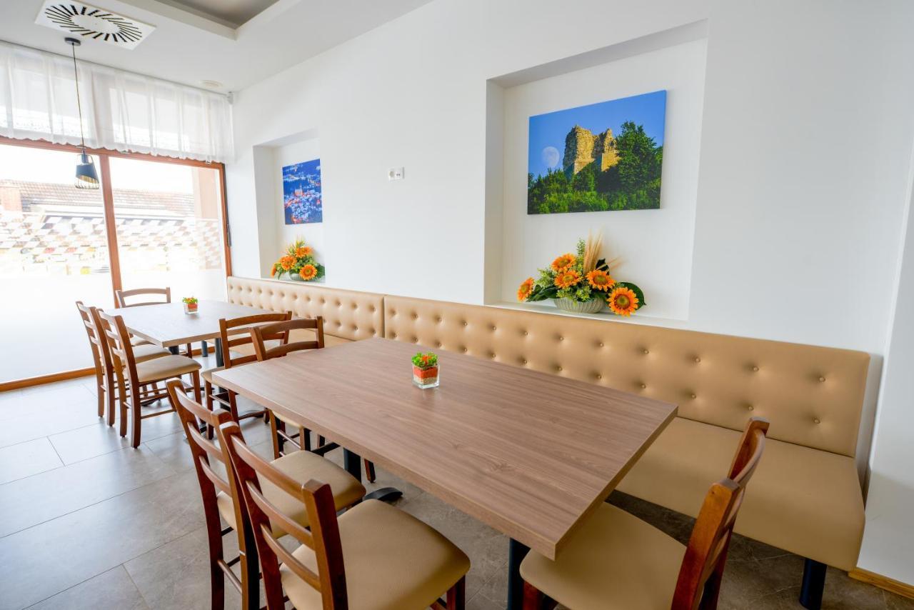 Hotel Baron Smlednik المظهر الخارجي الصورة
